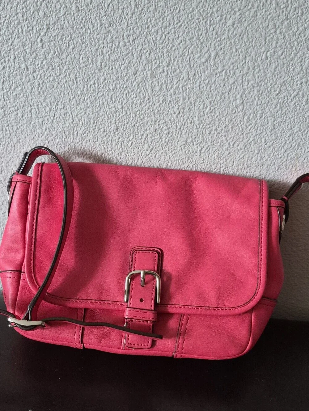 COACH Vintage Y2k Hadley Field Bag in a vibrant strawberry pink color.